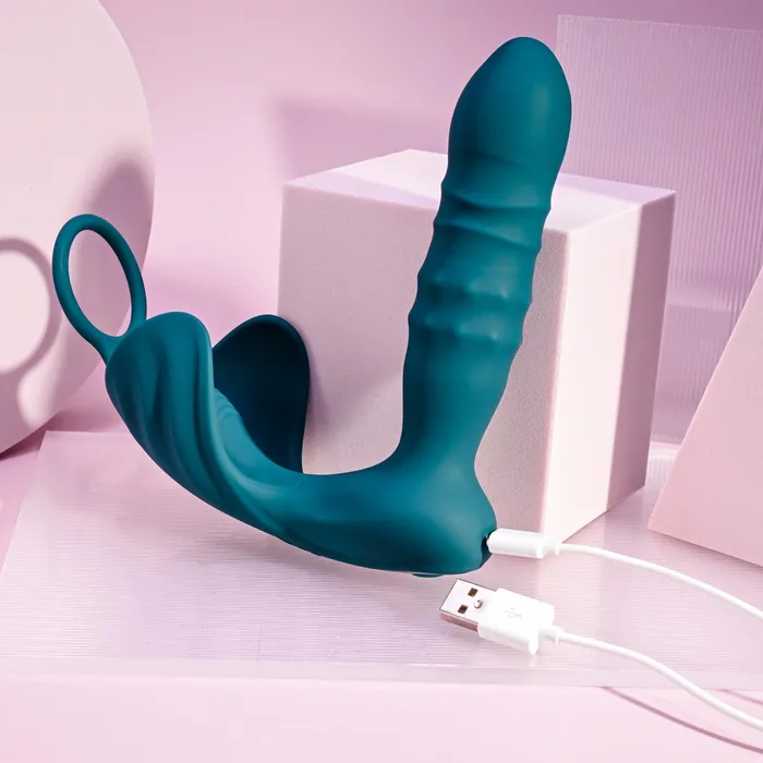 EVOLVED PLAYBOY BRING IT ON Female Sex Toys